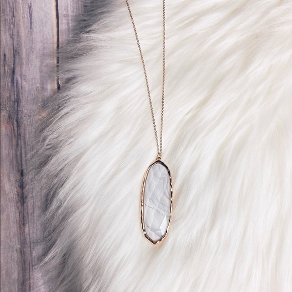 Macie Necklace💫 - Picture 2 of 2